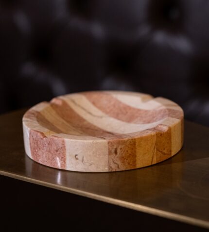 Pembe Çizgili Modern Mermer Kül Tablası